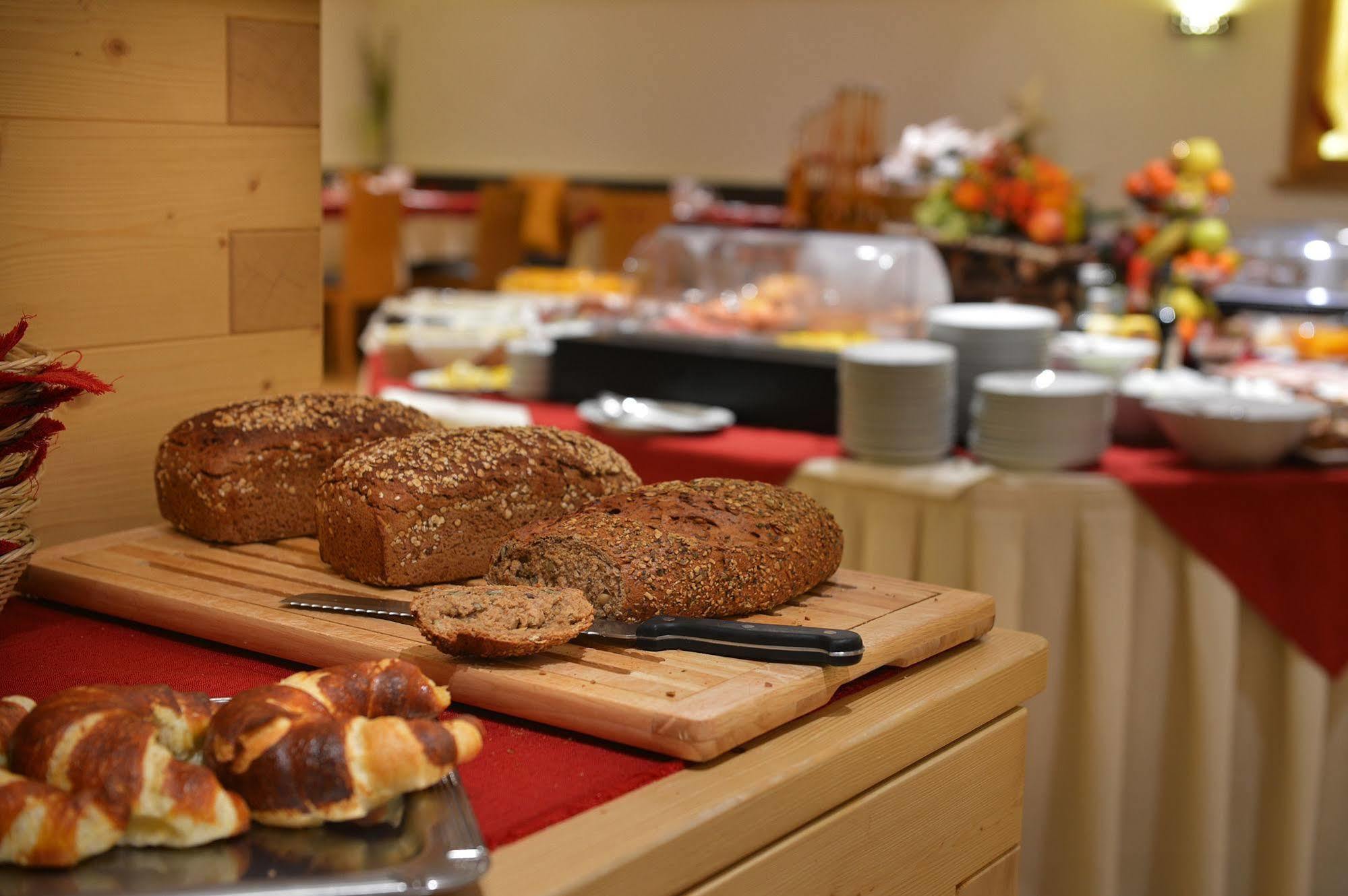 Hotel Meeting Livigno Ngoại thất bức ảnh